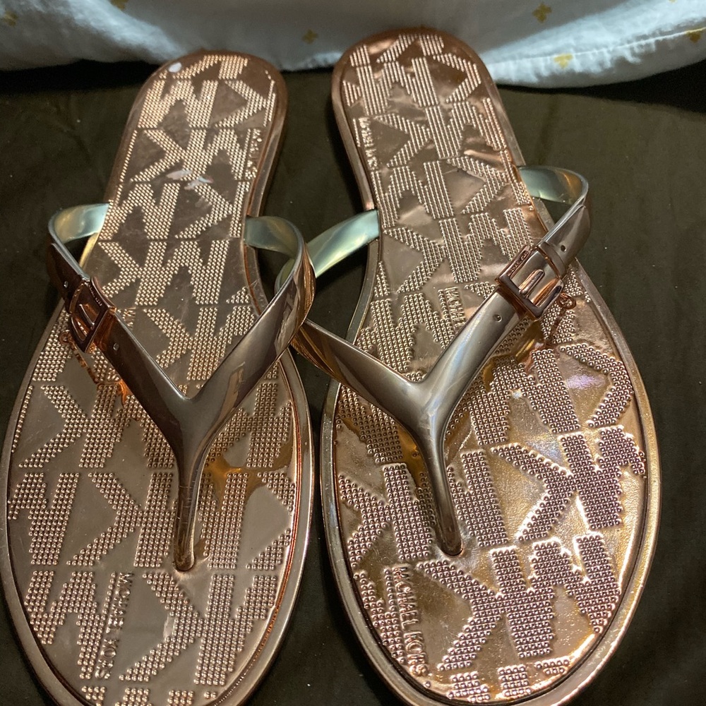 Sandal